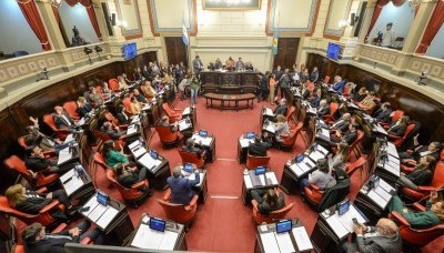 Senado bonaerense: Media sanción para reelecciones indefinidas de legisladores