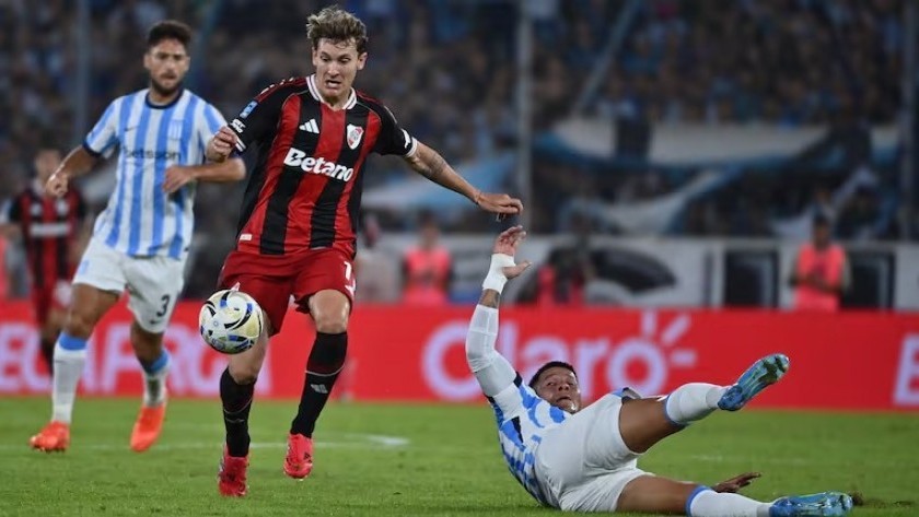 River le ganó a Racing  2-0 y sigue invicto en el ciclo Coudet